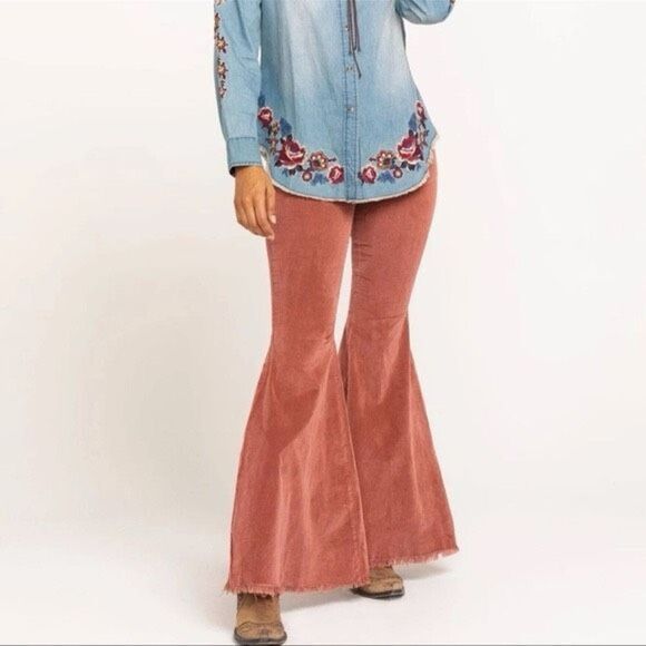 Free People Just Float Corduroy Flare Jeans / Pants In Rose Size 25 - Picture 2 of 8